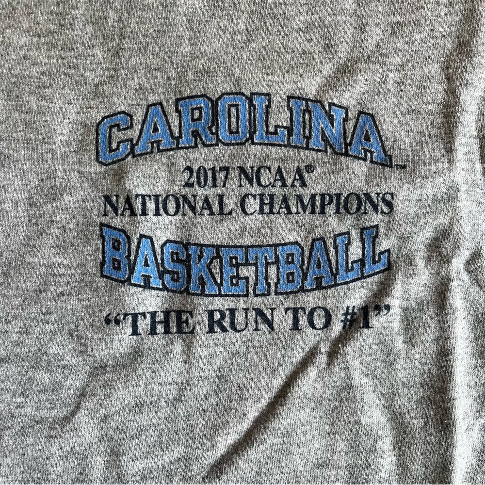 Champion UNC Chapel Hill Tar Heels 2017 National Champions Short Sleeve T-Shirt - Picture 5 of 6